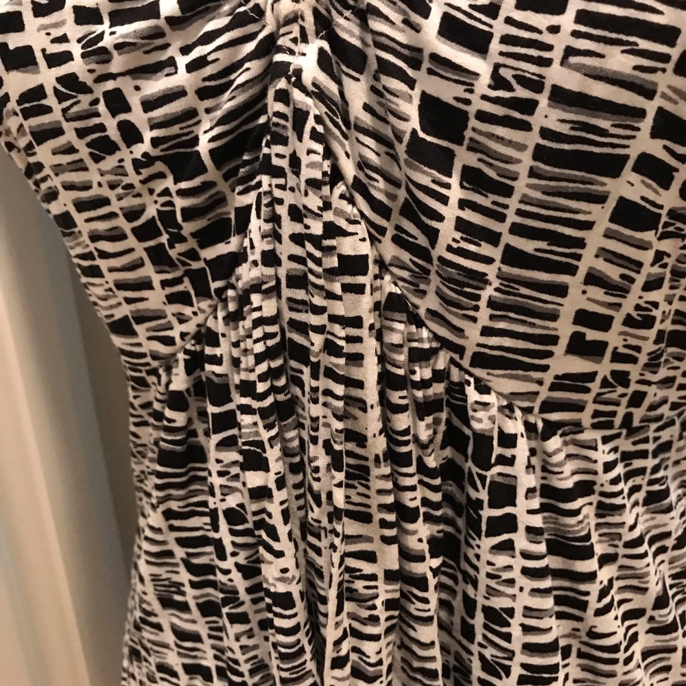 Halter Top - Picture 5 of 8